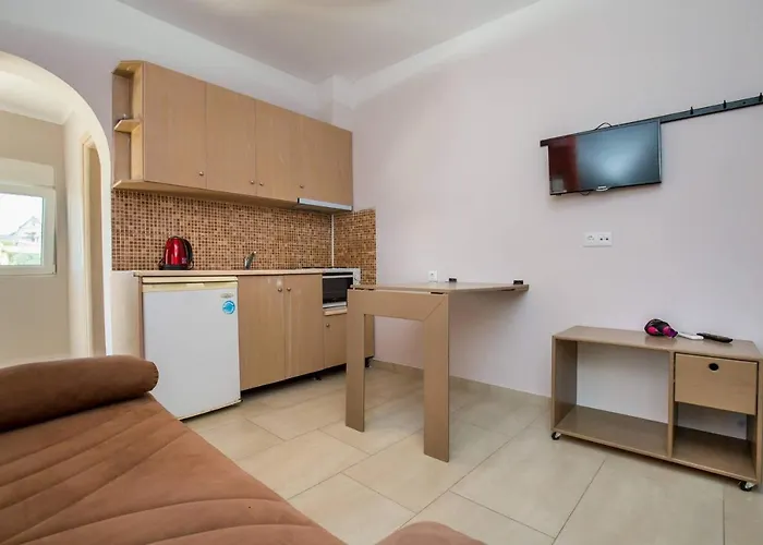 Lena Ii Apartament