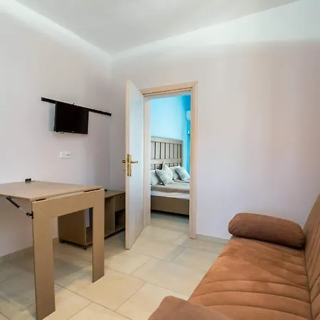 Apartamento Lena Ii